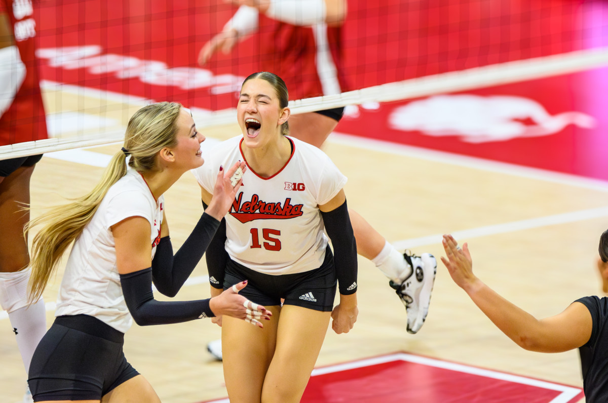 11_Andi Jackson_VB vs Wisconsin 1021